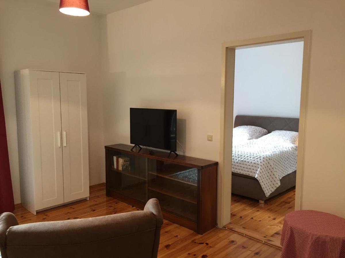Ferienwohnung Huttenstrasse Halle Halle  Exteriör bild