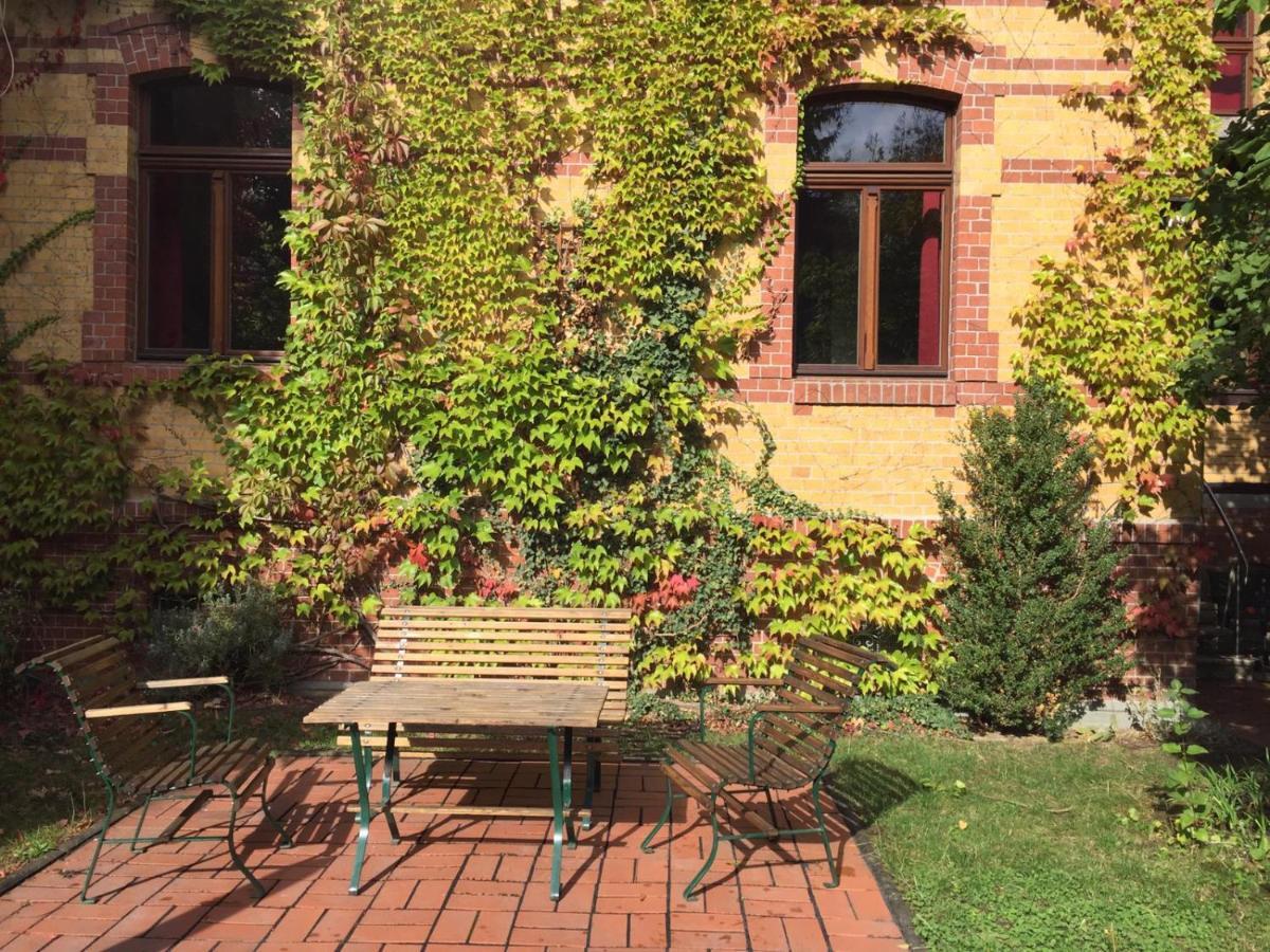 Ferienwohnung Huttenstrasse Halle Halle  Exteriör bild