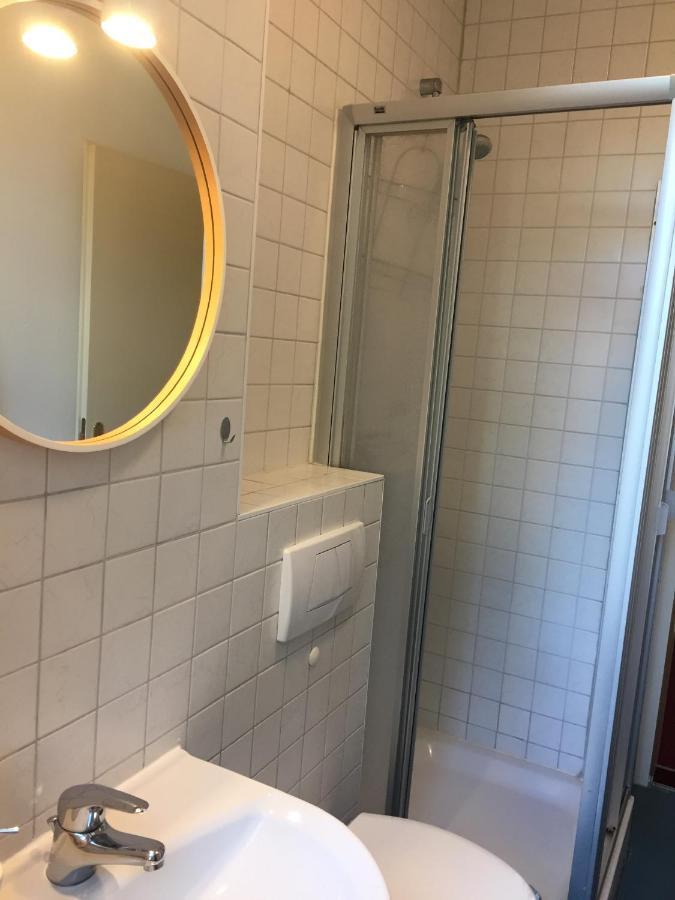 Ferienwohnung Huttenstrasse Halle Halle  Exteriör bild